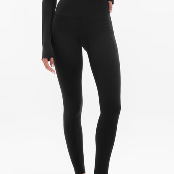 Athleta black leggings with side pockets and back pockets size XXS - Picture 2 of 8